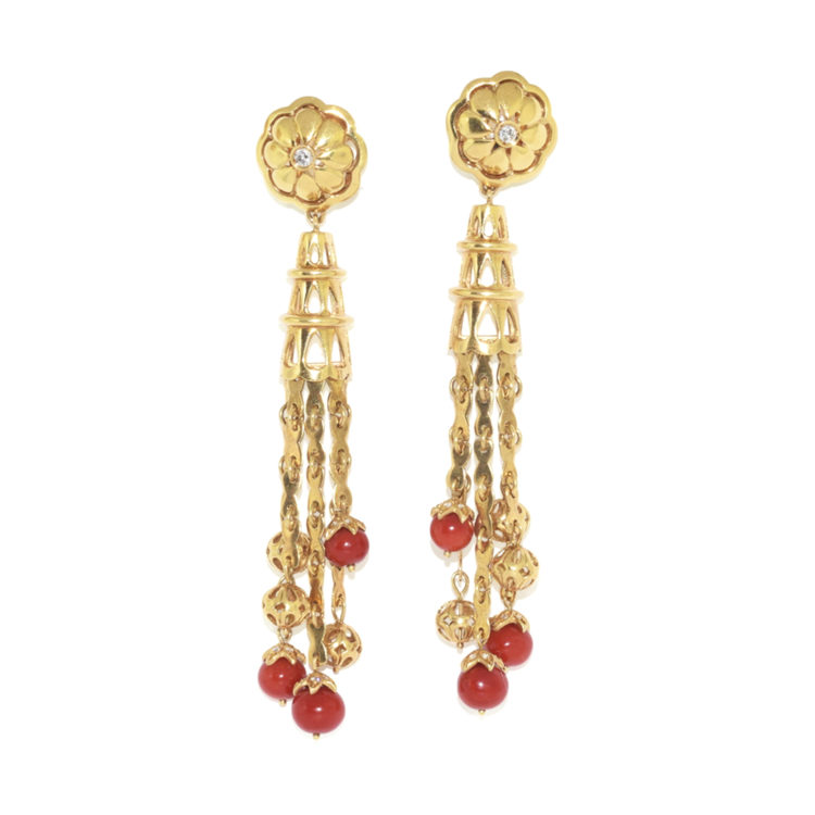 gold earrings under 12000
